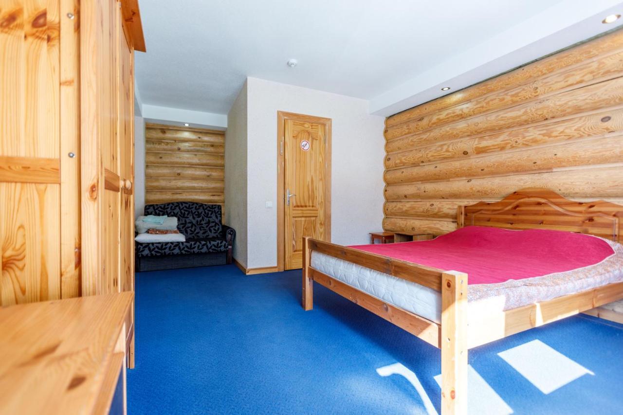 Viesu Nams “Dimantu Ferma” Ikskile Exterior foto
