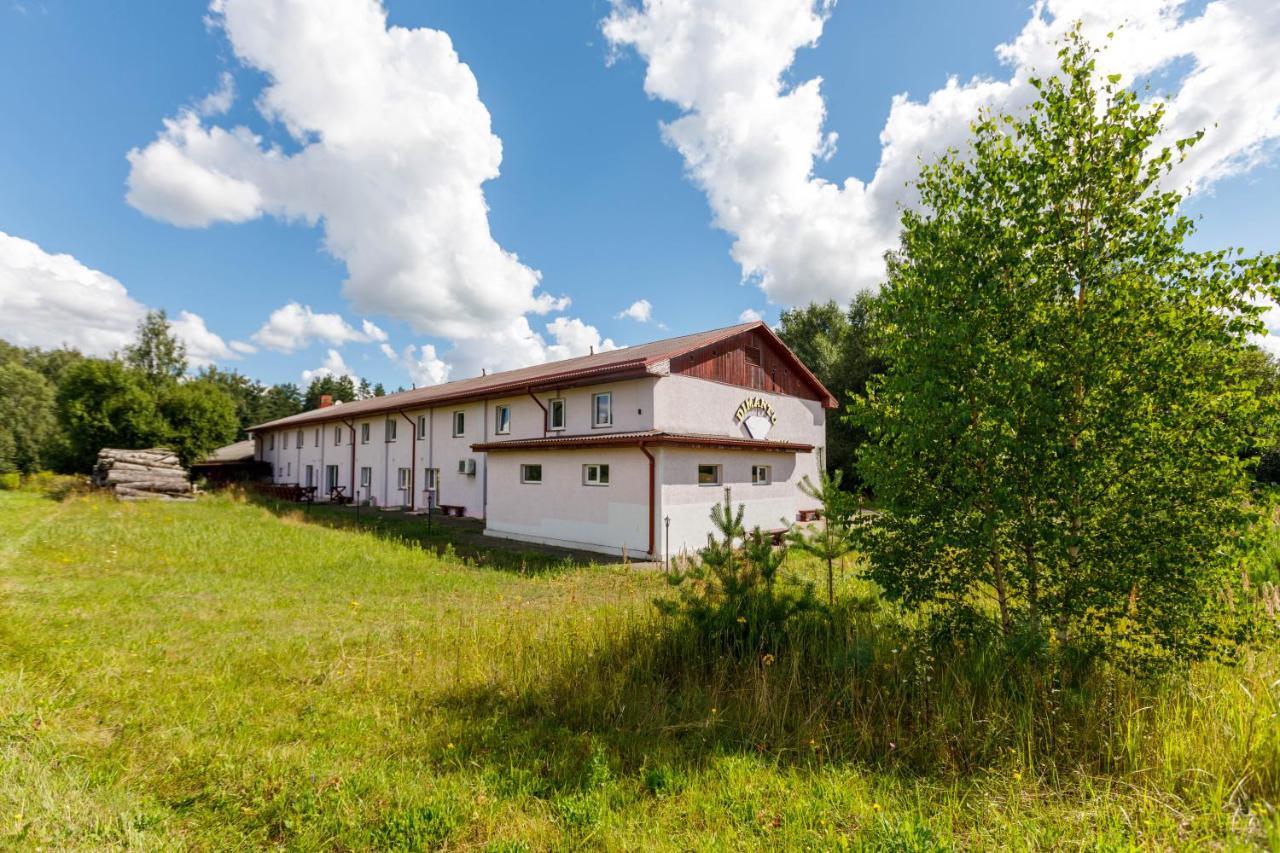 Viesu Nams “Dimantu Ferma” Ikskile Exterior foto