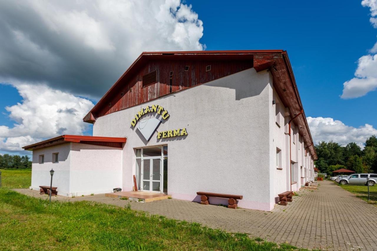 Viesu Nams “Dimantu Ferma” Ikskile Exterior foto